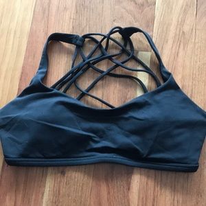Lululemon sports bra black